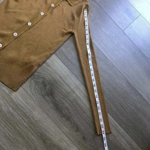 Forever 21 Bronze Cardigan Sweater And Cropped Cami Set Size Medium - Picture 12 of 16